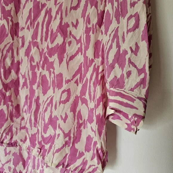 Ellie Kai silk pink loose fit 3/4 sleeves abstract print blouse Size 10 - Picture 3 of 6